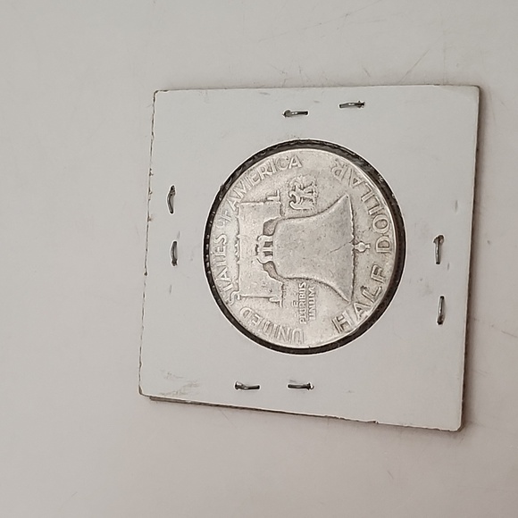 1951 Franklin Half Dollar - Picture 3 of 6